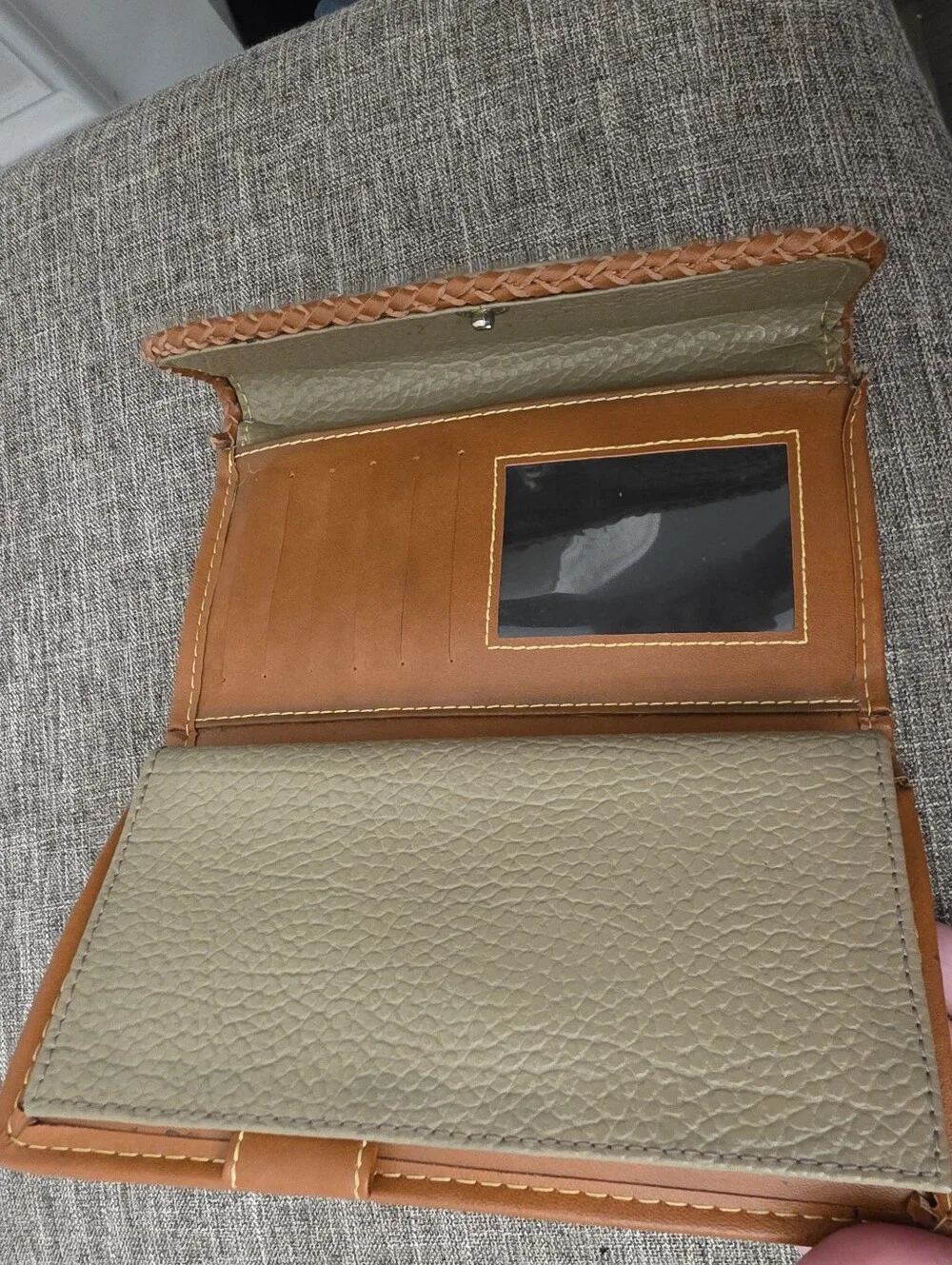Vintage 90s Dooney & Bourke British Tan All Weather Leather Wallet